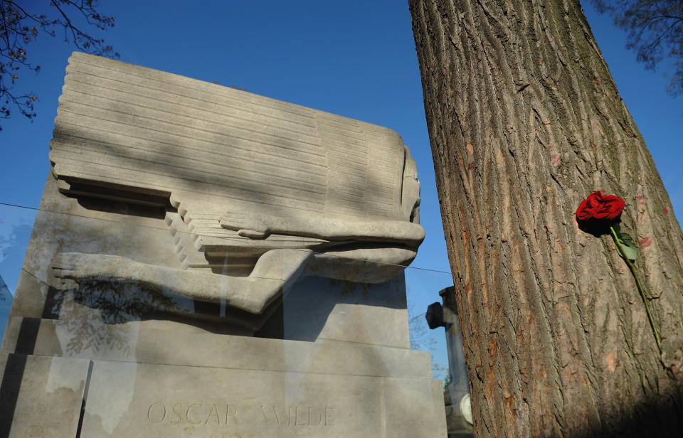 Oscar Wilde's 111th Death Anniversary - Unveiling of  The Newly Renovated Tombstone