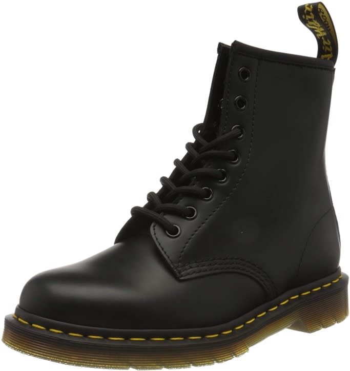 dr. martens wintergrip snow boot, durable men's boots