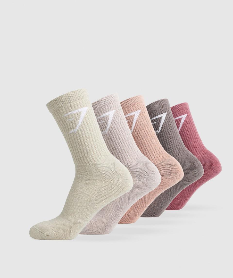 <p><a href="https://go.redirectingat.com?id=74968X1596630&url=https%3A%2F%2Fwww.gymshark.com%2Fproducts%2Fgymshark-crew-socks-5pk-berry-brown-pink-pink-brown-aw23&sref=https%3A%2F%2F" rel="nofollow noopener" target="_blank" data-ylk="slk:Shop Now;elm:context_link;itc:0;sec:content-canvas" class="link ">Shop Now</a></p><p>Crew Socks</p><p>gymshark.com</p><p>$21.60</p>