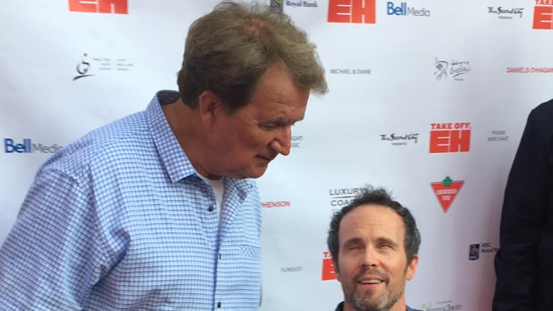 'How's it going, eh?' Bob and Doug McKenzie help raise $325K in special show