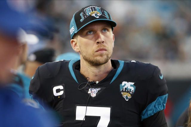 NFL free agency tracker: Nick Foles traded to Chicago Bears one