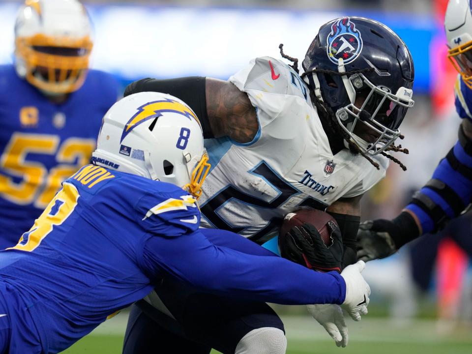 Derrick Henry runs through the Los Angeles Chargers defense.