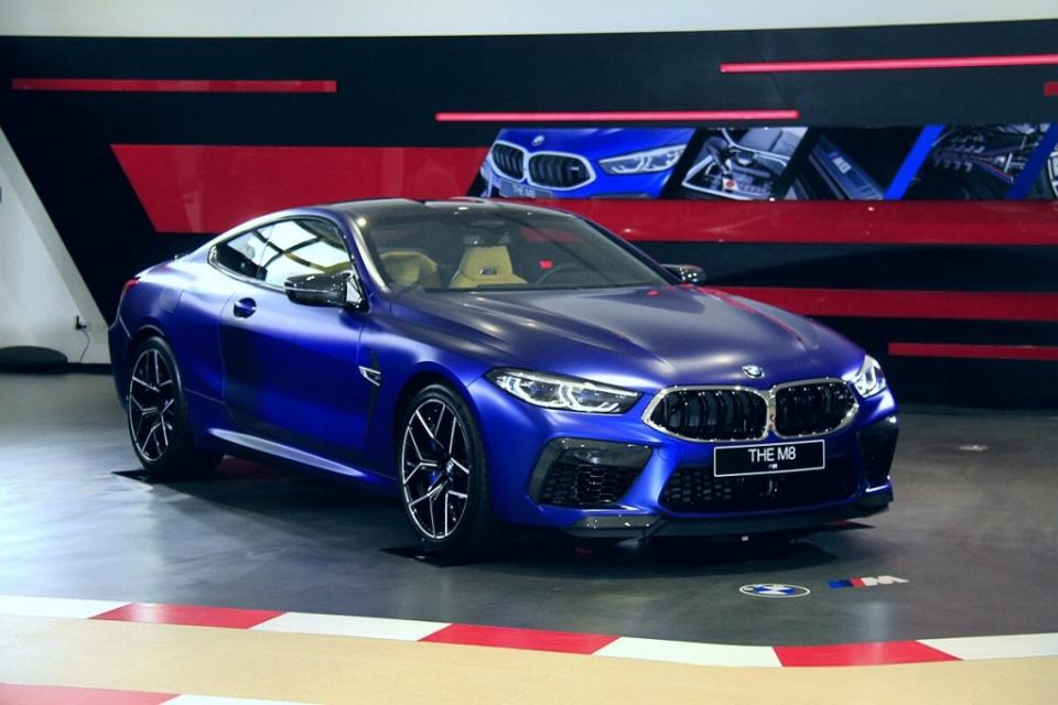 bmw-m-power-m8-coupe-m8-gran-coupe