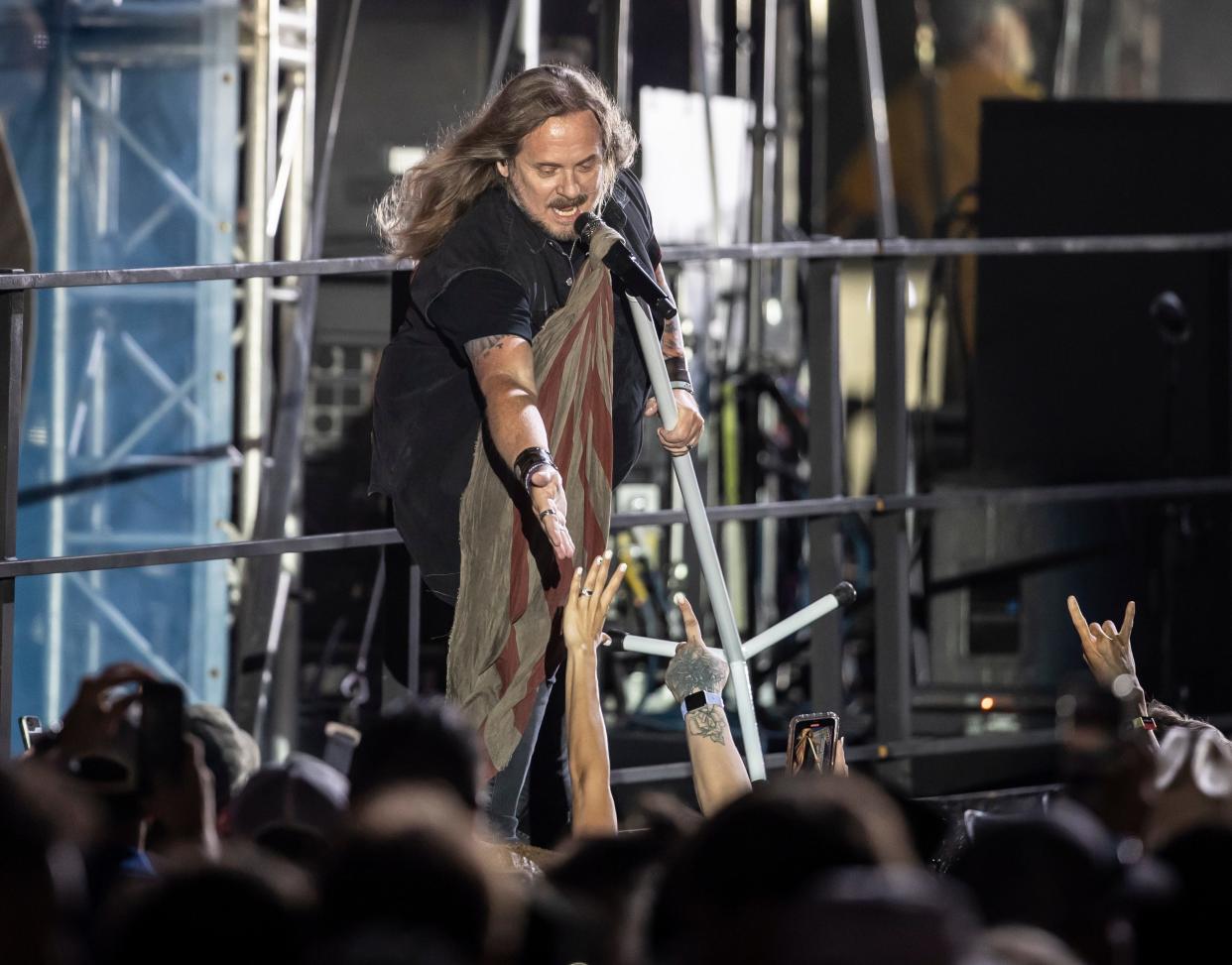 Johnny Van Zant performs with Lynyrd Skynyrd as the headliner for the Gulf Coast Jam last summer in  Panama City Beach. Saturday, Van Zant is expected to be a "surprise guest" at the Rock the Box 2 benefit concert at the Thrasher-Horne Center in Orange Park.