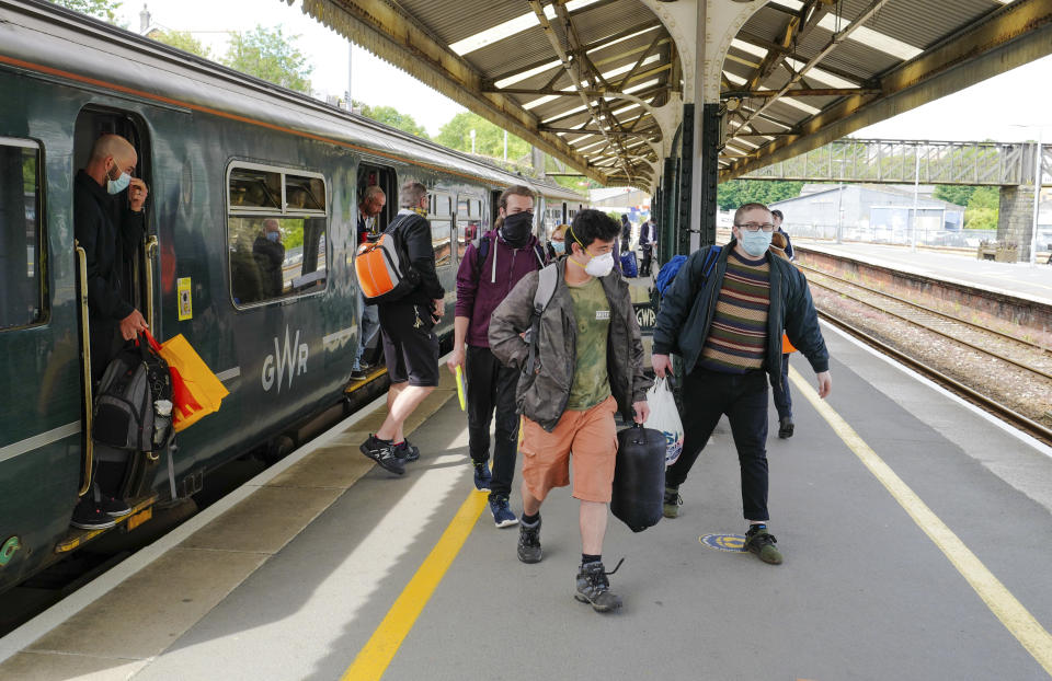 The data shows that users from commuters towns in London saved the most