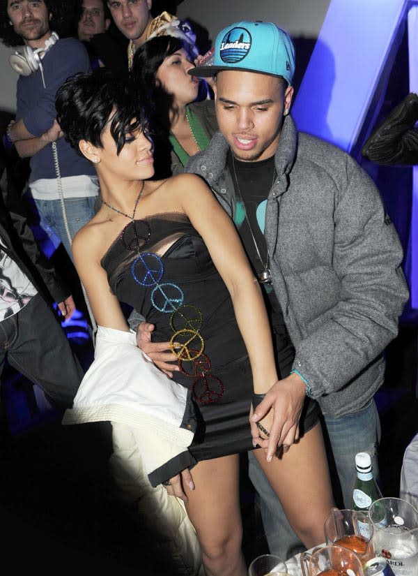 Chris Brown And Rihanna Intentionally Went Clubbing Together And Flirted
