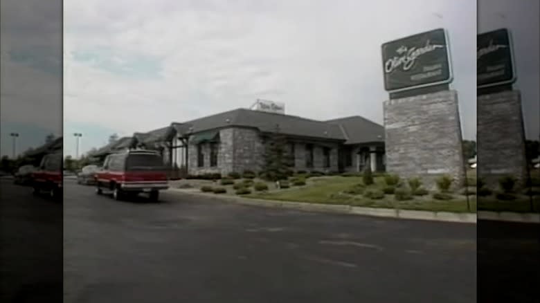 street view of olive garden location from 1980s