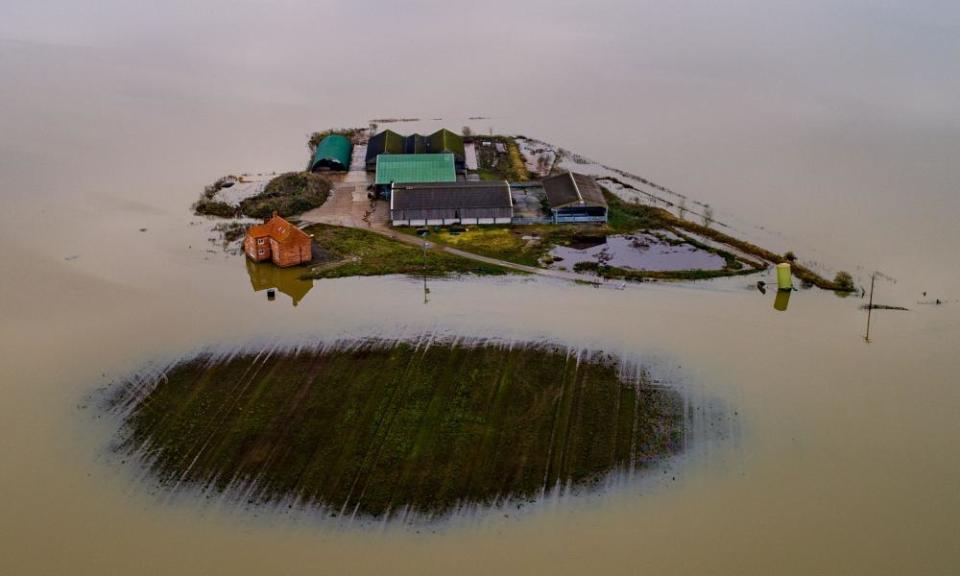 A farm cut off by flood water near Lincoln, 24 November 2019