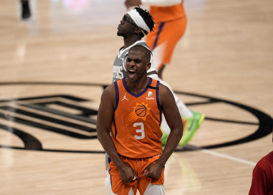 Chris Paul will run it back with the Phoenix Suns after leading the team to its first NBA Finals appearance since 1993. (Keith Birmingham/MediaNews Group/Pasadena Star-News via Getty Images)