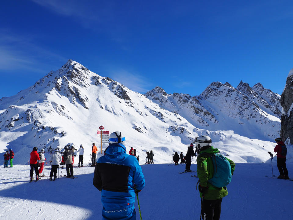 Devenez moniteur de ski en Suisse