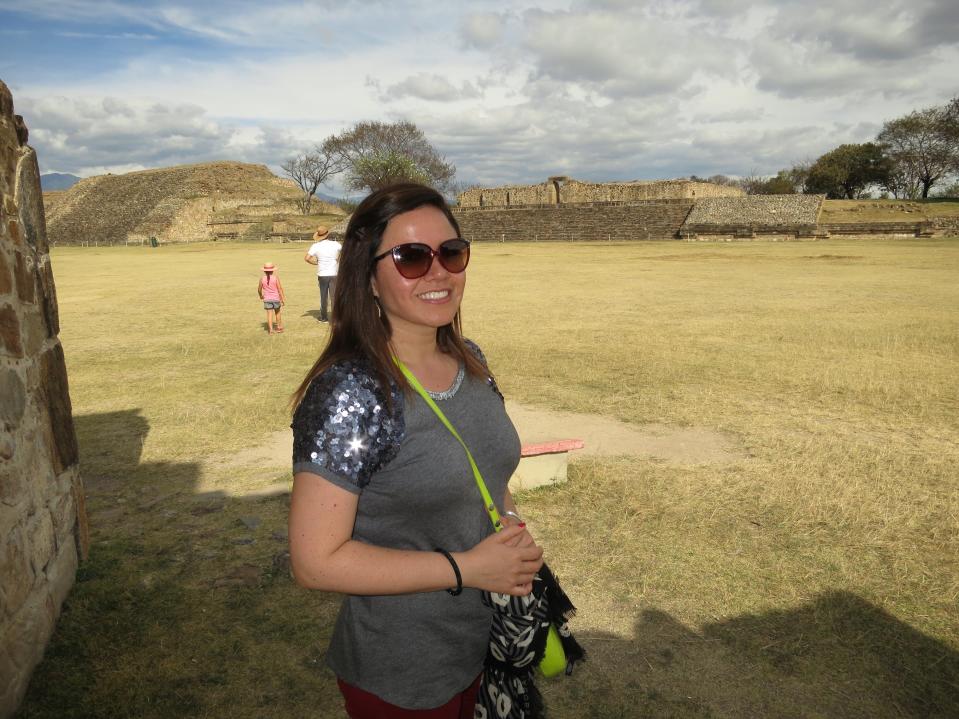 jennifer at the Montealban ruins in Oaxaca