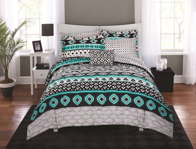 Mainstays Aztec Scarf Bed in a Bag Coordinating Bedding Set 