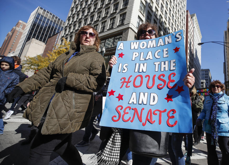 March to the Polls rally in Chicago draws thousands