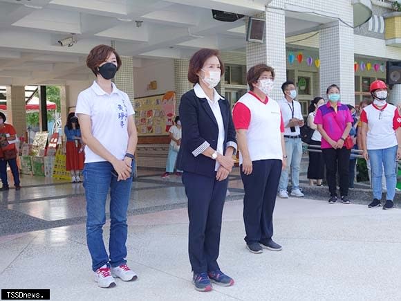 宜蘭縣政府在羅東鎮立幼兒園舉行防災觀摩演練。縣長林姿妙、羅東鎮長吳秋齡親自出席。（羅東鎮公所提供）。