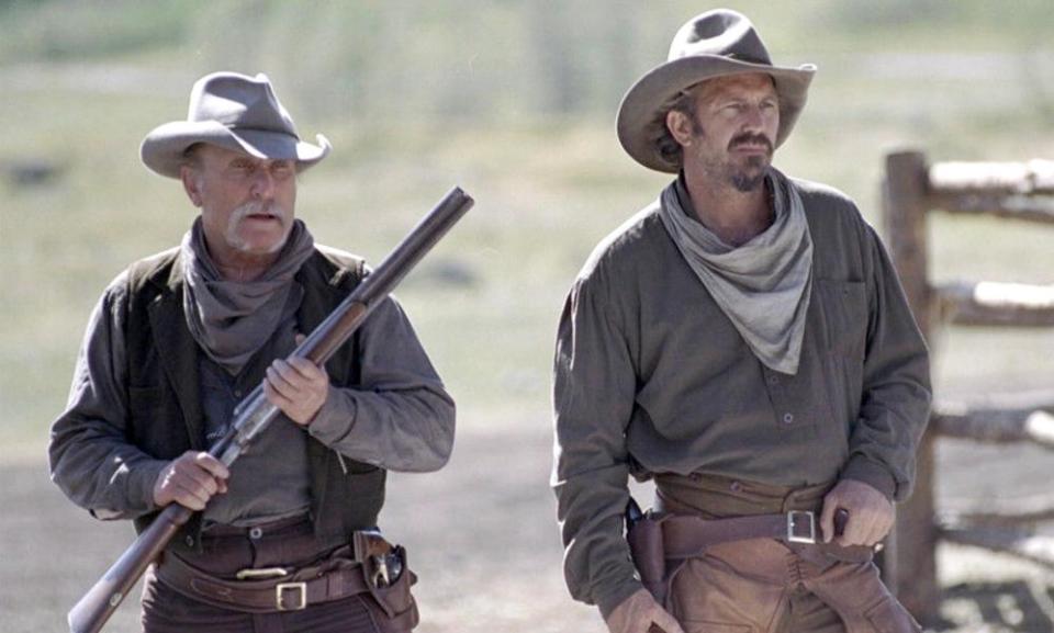 Robert Duvall and Kevin Costner in Open Range.