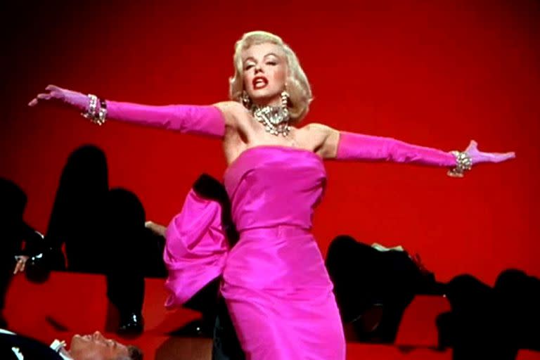 Marilyn Monroe en una de sus películas más emblemáticas, Los caballeros las prefieren rubias