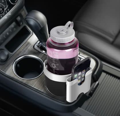 Fit a range of different sized drinks in this adjustable cup holder