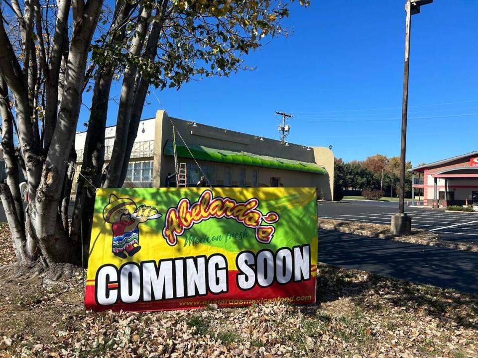 Abelardo’s Mexican Fresh is taking over the old Steak ‘n Shake on Shawnee Mission Parkway. Jenna Thompson/jthompson@kcstar.com