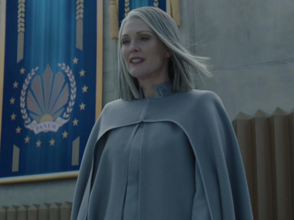 president coin addressing a crowd in hunger games mockingjay part 2