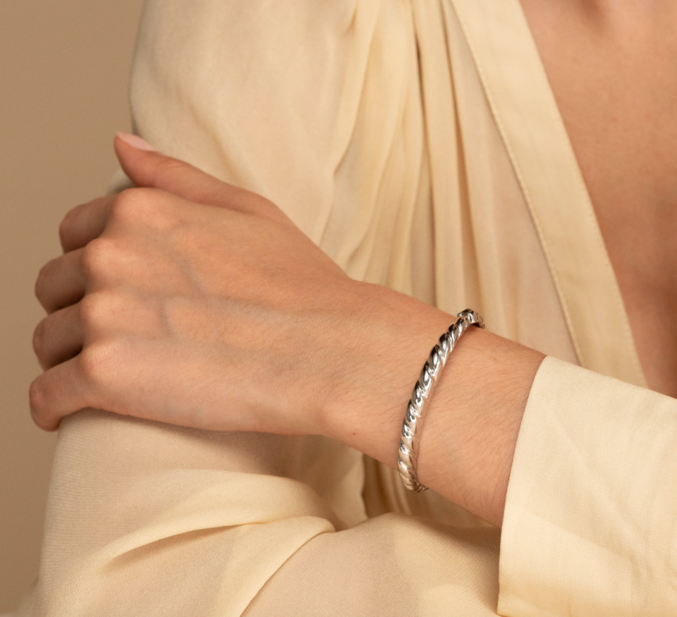 Croissant Dôme Bracelet in Sterling Silver (Photo via Mejuri) 