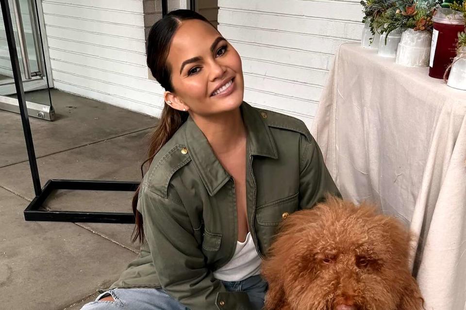 <p>Chrissy Teigen/Instagram</p>