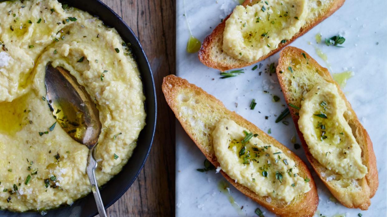 Herbed Chickpea Bruschetta