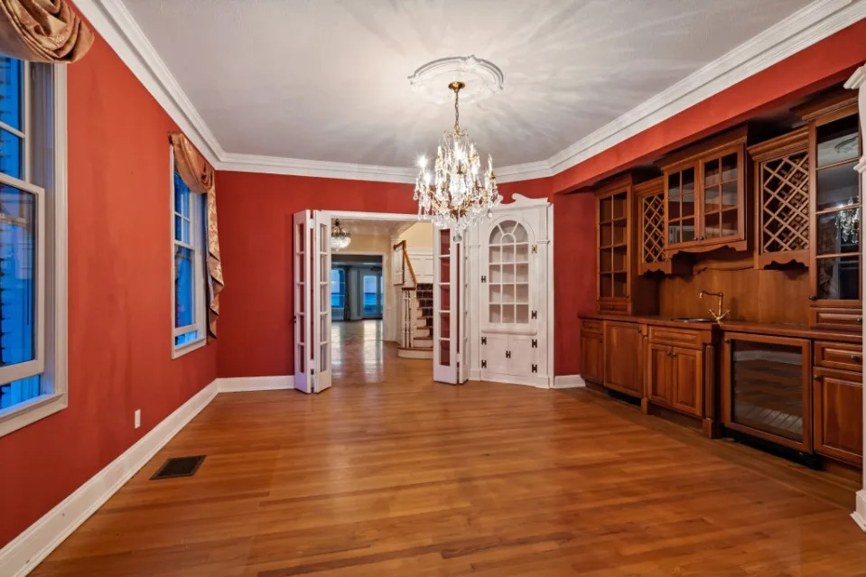 The dining room. Coastal Home Photography