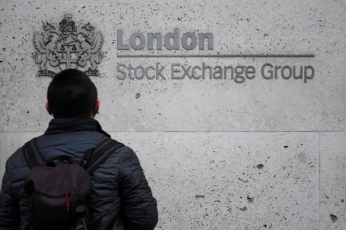 London Stock Exchange starts £750m shares buyback after profits jump