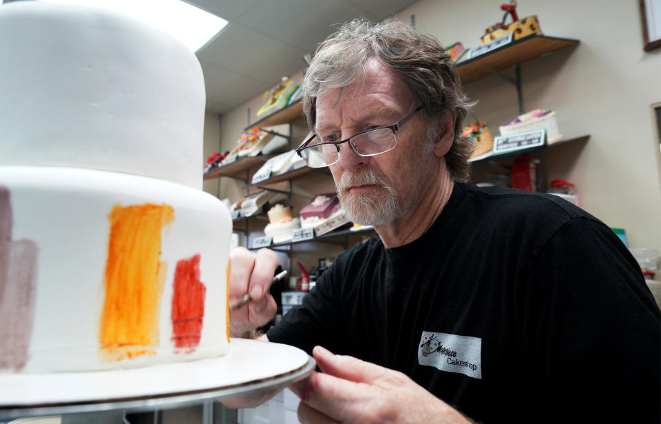 Baker Jack Phillips decorates a cake in his Masterpiece Cakeshop in Lakewood, Colorado. September 21, 2017. REUTERS/Rick Wilking