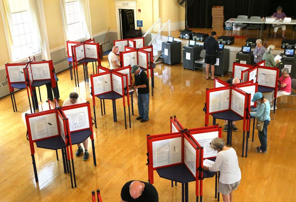 Voters went to the polls in Kennebunk June 14, 2022.