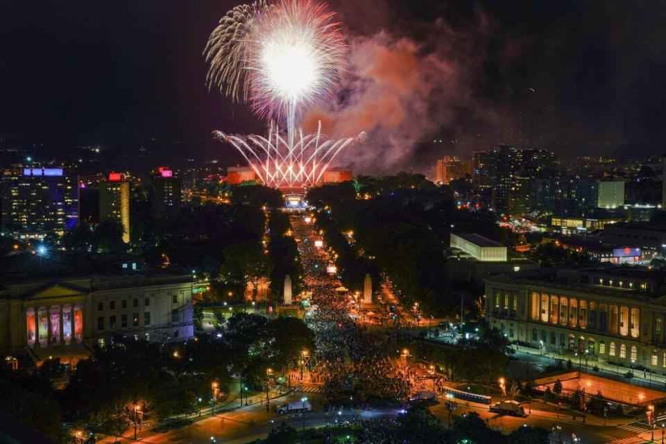 A recent Wawa Welcome America July 4th fireworks display. The annual July 4th fireworks display in Philadelphia rank among USA Today's '10Best' places to see fireworks.