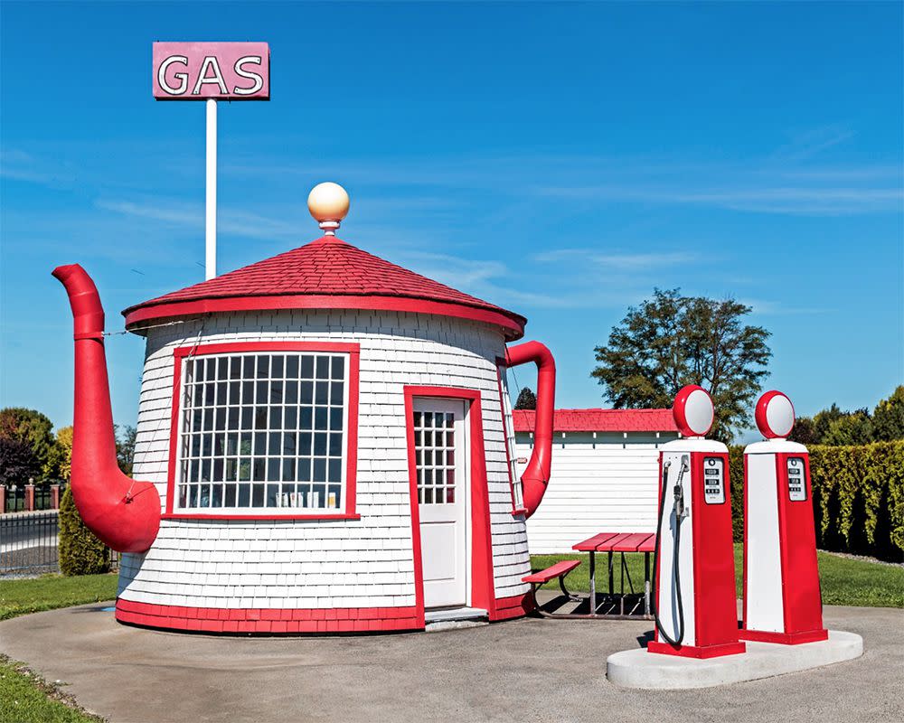 Teapot Dome Gas Station