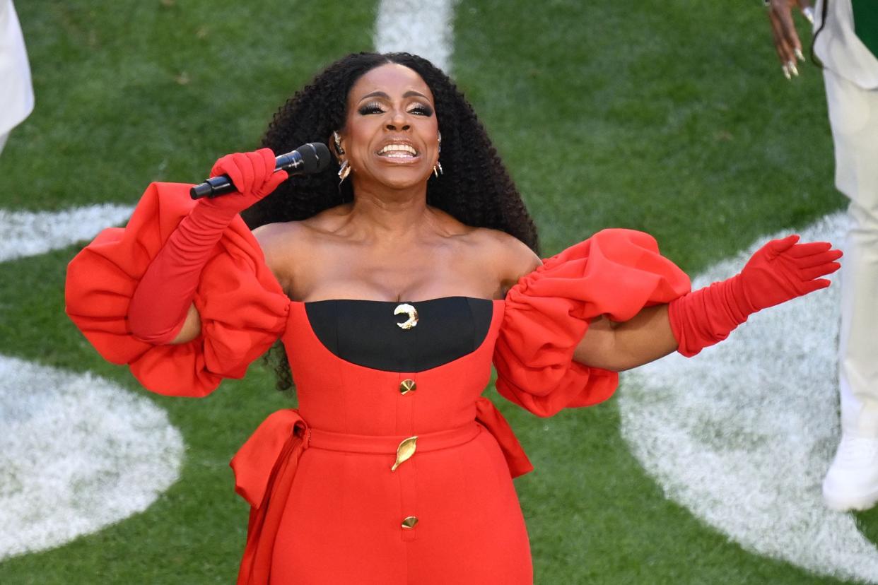Sheryl Lee Ralph kicked off the Super Bowl pre-show with a triumphant version of "Lift Every Voice and Sing."