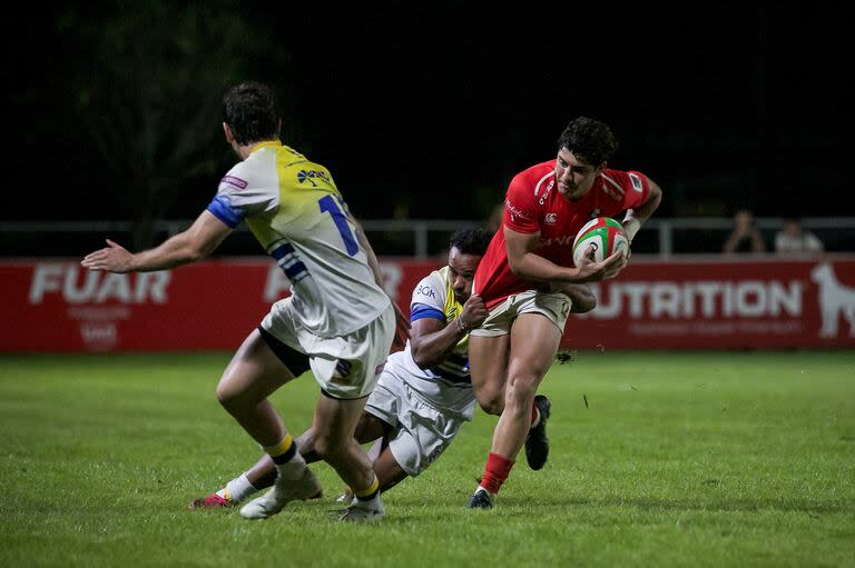 Dogos XV se impuso en Córdoba a Cobras de Brasil por 31-9