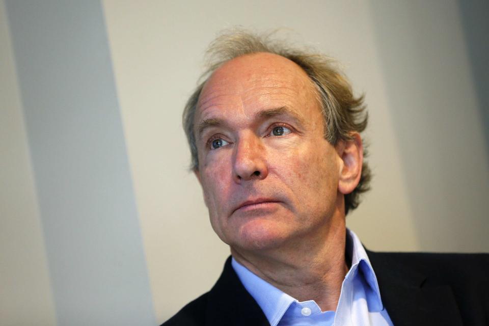 World Wide Web founder Tim Berners-Lee attends a news conference in London December 11, 2014. The inventor of the Worldwide Web said on Thursday access to the internet should be regarded as a basic human right and criticised growing censorship by governments and commercial manipulation. The World Wide Web Foundation created by Tim Berners-Lee said some 38 percent of states denied free internet use to citizens. REUTERS/Stefan Wermuth (BRITAIN - Tags: BUSINESS SCIENCE TECHNOLOGY TELECOMS SOCIETY)