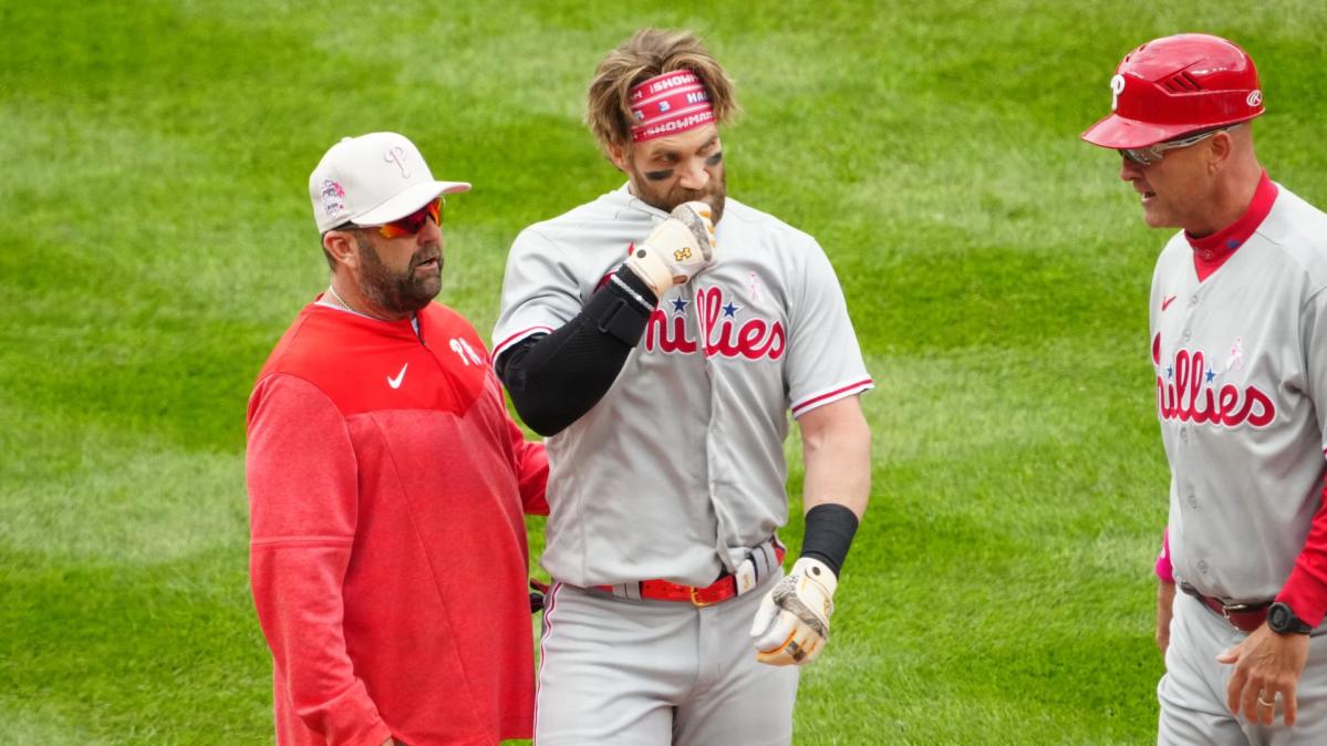 Bryce Harper ejected during bench-clearing brawl in Colorado