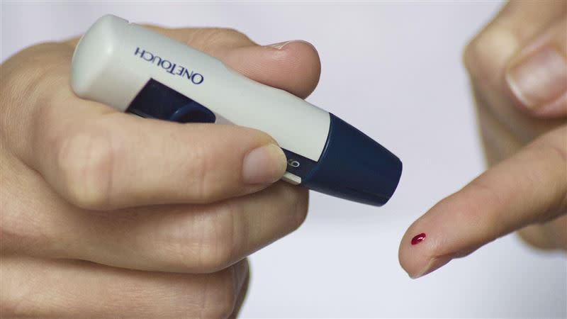 一名女子飲食健康，原本血糖檢測顯示正常，醫師多檢測「糖化白蛋白」後發現，女子是糖尿病患者。