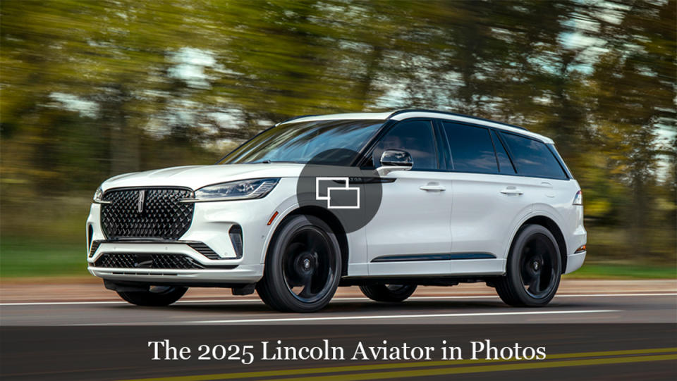 The 2025 Lincoln Aviator.