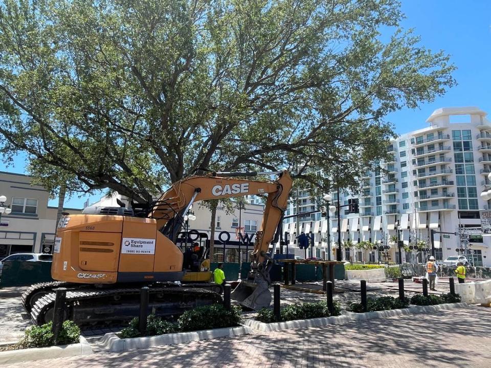 A digger sits at Hollywood Boulevard near 21st Street in Hollywood, Florida on May 9, 2023.