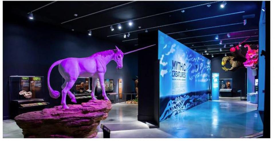 Mythic Creatures invita a niños y padres en el HistoryMiami Museum.