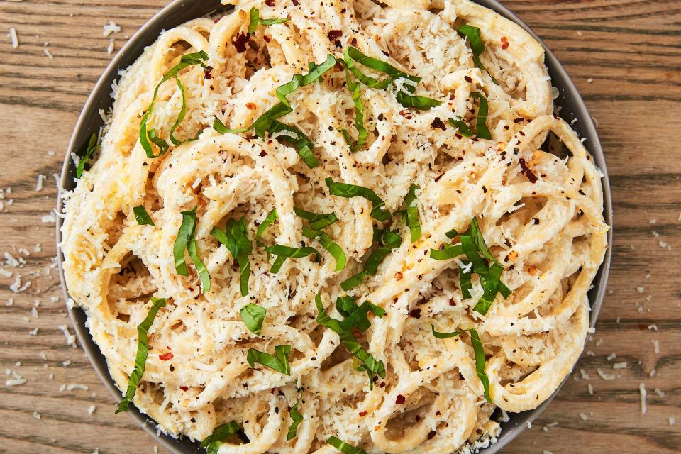 These Simple Pasta Recipes Make The Perfect Summer Meals