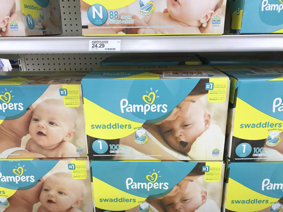 A number of nonprofits are giving out diapers during the government shutdown to families in need, but some can't keep up with demand.&nbsp; (Photo: ASSOCIATED PRESS)