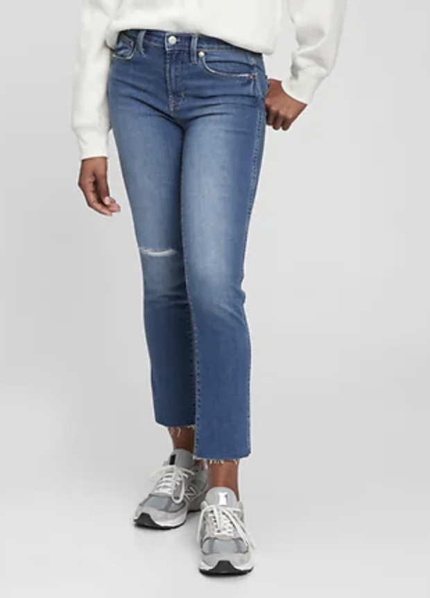 Mid Rise Distressed Vintage Slim Jeans with Washwell