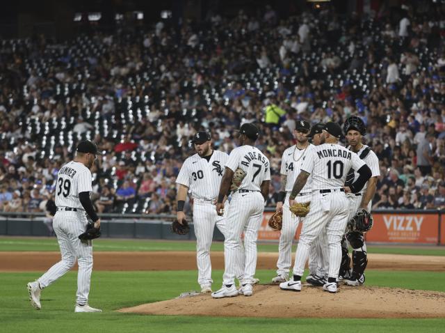 Trade rumors swirl around Chicago White Sox starter Lance Lynn: 'Everyone  around the league is telling me I'm gone