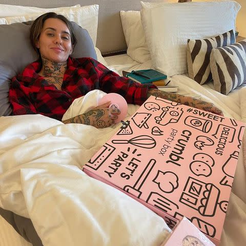 <p>Morgan Wade/Instagram</p> Morgan Wade recovering after her surgery