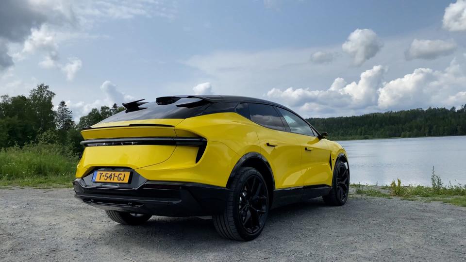 2023 lotus eletre