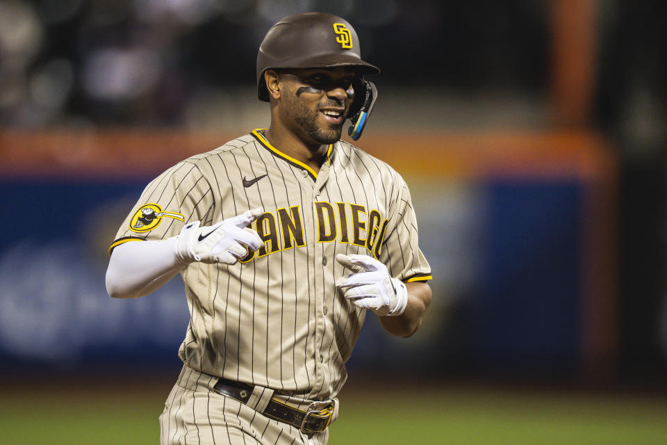 Xander Bogaerts在9局上致勝2分砲，幫助教士以2分差戰勝大都會。(Photo by Matt Thomas/San Diego Padres/Getty Images)