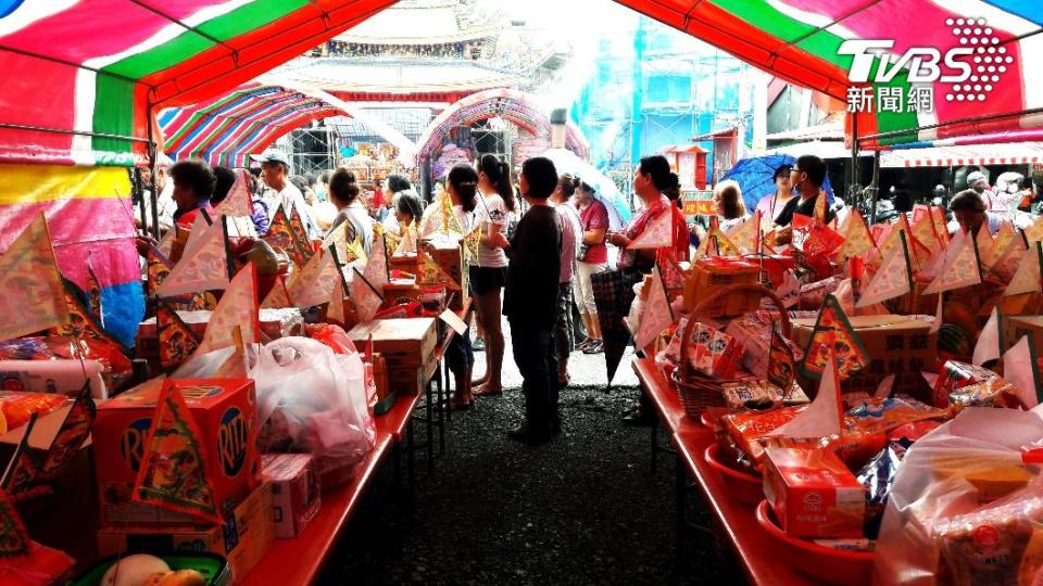 準備普渡供品有眉角。（示意圖／shutterstock達志影像）