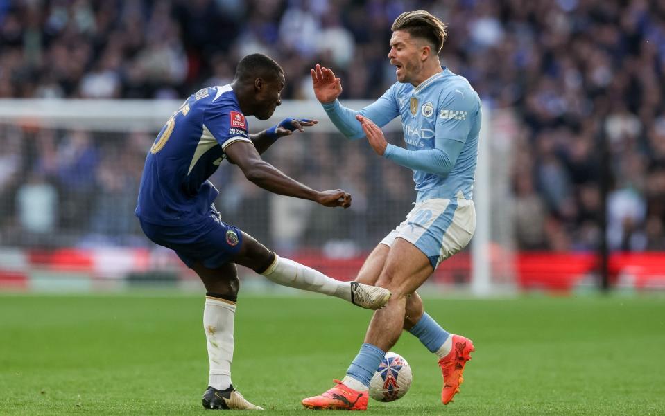 Ouch! Caicedo follows through on Grealish's shin/knee