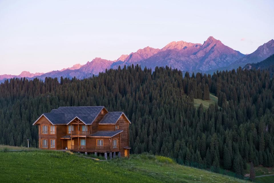 The perks of shoulder season is why September is the best time to visit Montana. 
pictured: a cabin in Montana